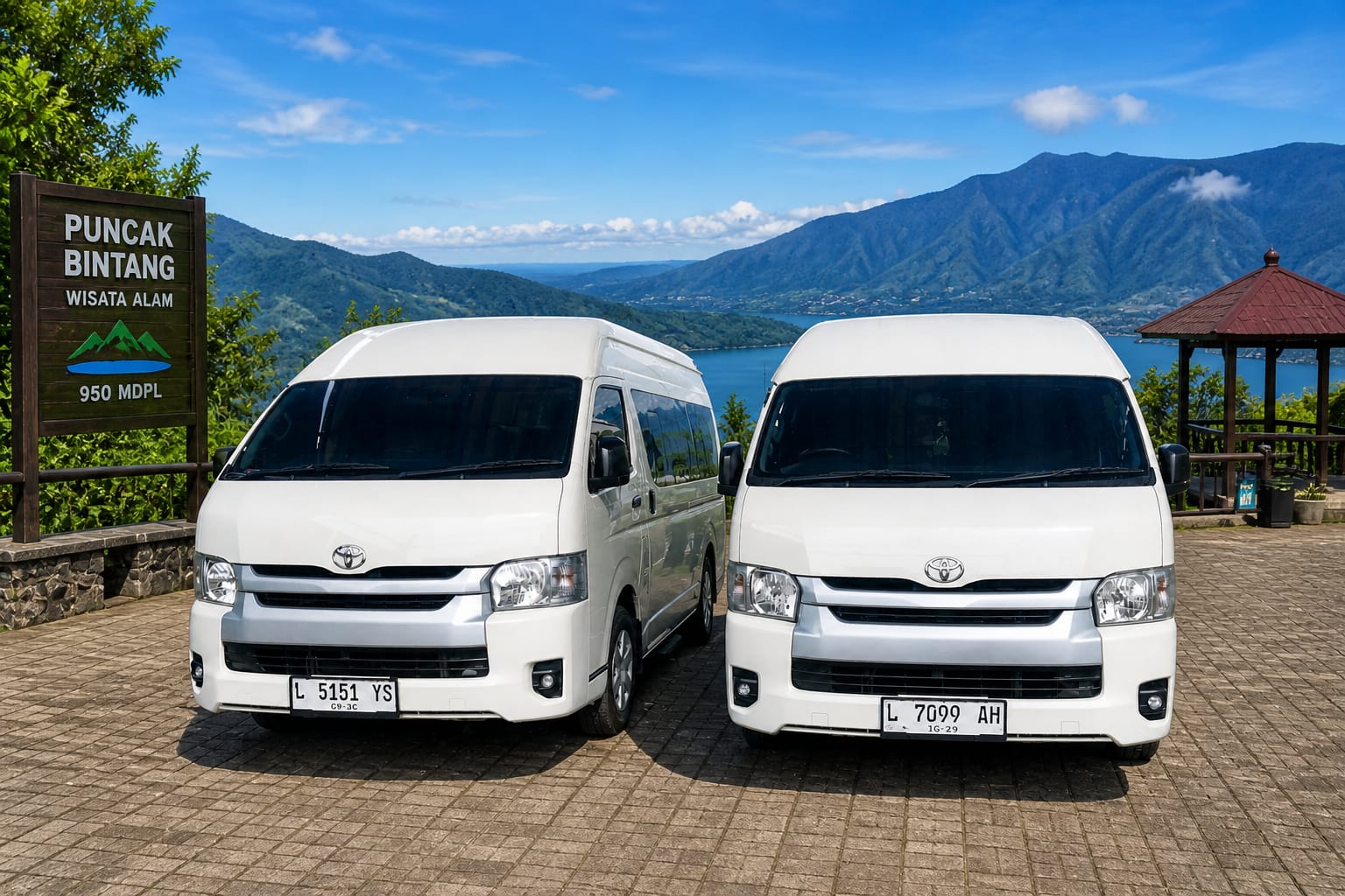 Dua Hiace di Puncak Bintang